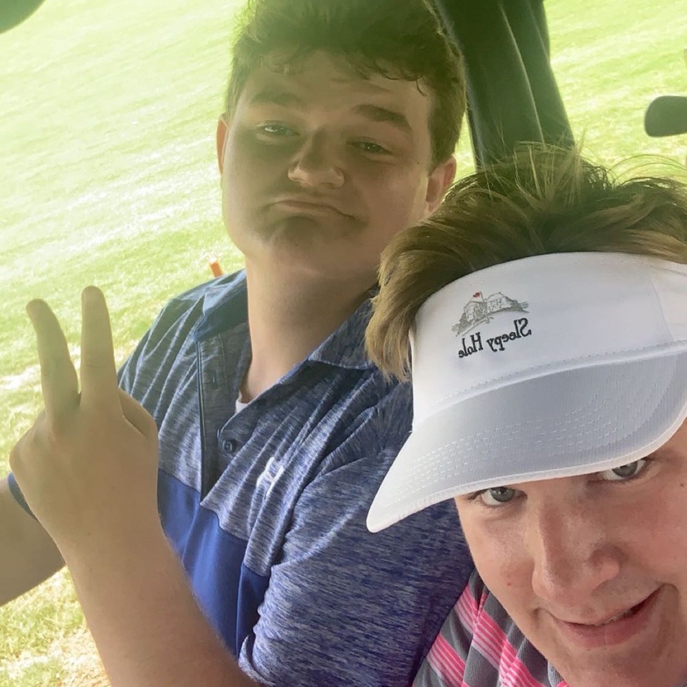 Meet your Posher, Max